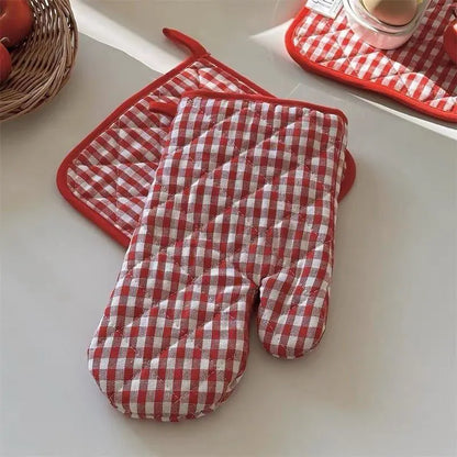 Oven Mitts & Pot Holder Set